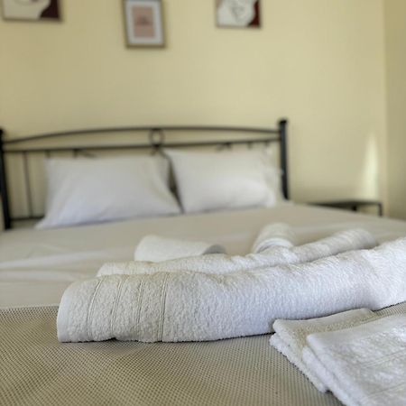Airpoint Apartments อาร์เตมีดา ภายนอก รูปภาพ