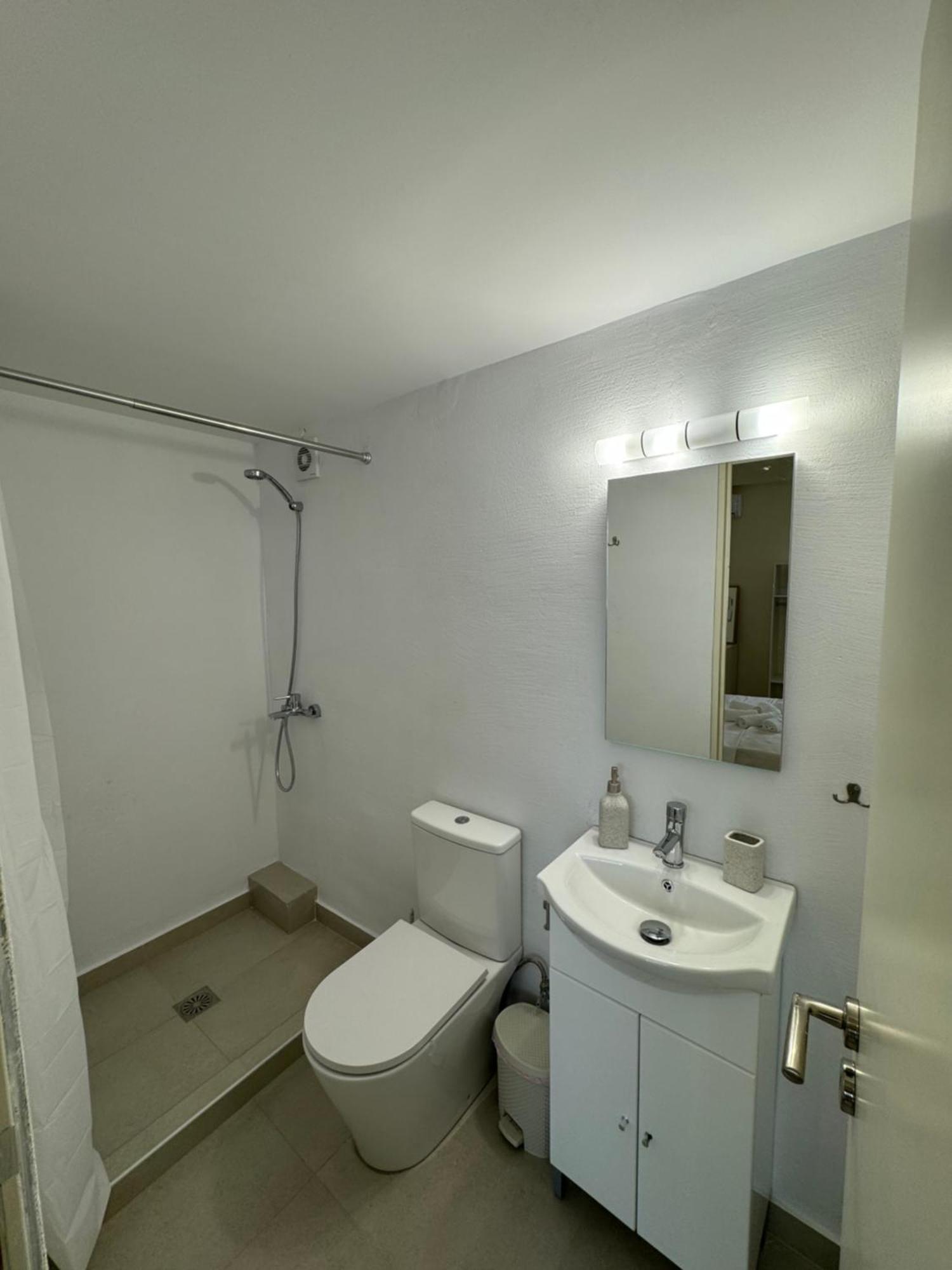 Airpoint Apartments อาร์เตมีดา ภายนอก รูปภาพ