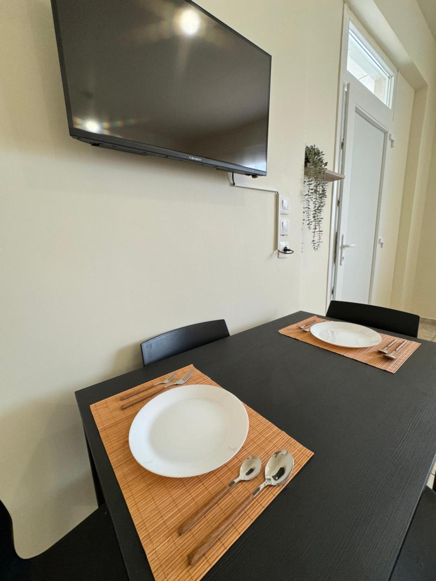 Airpoint Apartments อาร์เตมีดา ภายนอก รูปภาพ